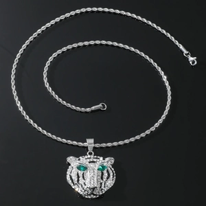 Hip hop silver lion head pendant necklace with sparkling diamonds and green crystal eyes