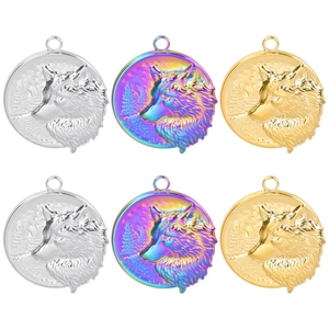 Stainless Steel Wolf Head Pendant Necklace Relief Animal Forest Design Minimalist Gold Silver Rainbow Jewelry For Women Men