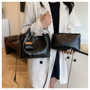 Classic black oil wax PU leather tote bag set with metal chain and small inner pouch