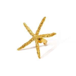 Hammered gold starfish ring for women with adjustable minimalist seaside holiday style
