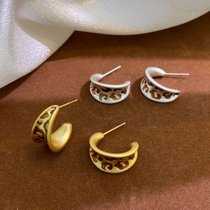 Vintage Leopard Print C-Shape Hoop Earrings Alloy With 925 Sterling Silver Earring Post Hollow Geometric For Women