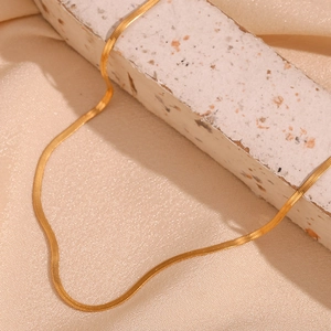 Flat 18K gold-plated stainless steel 2mm blade snake chain necklace for women