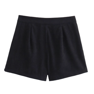 Pantaloncini casual in velluto a coste nero da donna con vita alta e pieghe