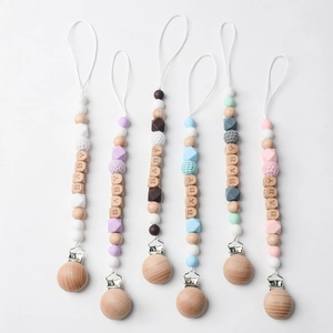 Baby Pacifier Clip Beech Wood Alphabet Beads Silicone Crochet Anti-Drop Chain Soother Holder For Newborn Teething