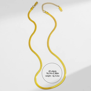 Dettaglio della catena a serpente placcata oro 18K con lunghezza 41+6cm e peso 6g