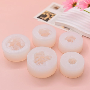 5-piece flower silicone molds set for DIY candles and soaps with textured inner patterns