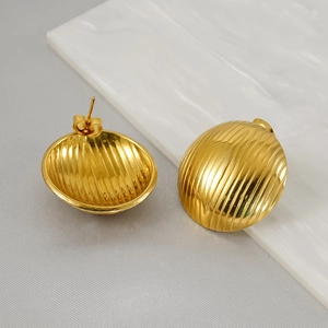 High-end 18K gold-plated stainless steel stud earrings with geometric vertical stripes