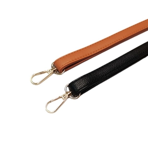 Bandoulières réglables à texture litchi en noir et marron avec boucles en métal doré