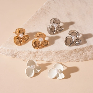 Floral Stud Earrings Alloy Imitation Artificial Pearl With 925 Sterling Silver Earring Post French Vintage Minimalist Elegant For Women