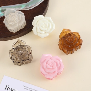 Pinces à cheveux élégantes en forme de rose 3D en cinq couleurs mates pour femmes