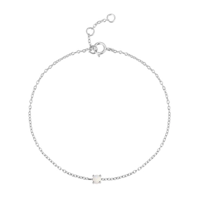 Detailsicht des S925 Silber Opal Armbands mit rundem Edelstein und verstellbarer Kette