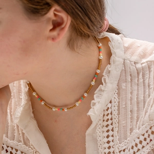 Colorful crystal beads and pearl necklace for women with gold steel beads detail