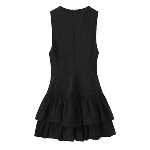 Robe courte noire sans manches avec ourlet à volants superposés et texture suédine
