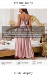 Detailansicht des rosa Satin-Nachthemds mit grauer Spitze und Seidentextur-Nahaufnahme
