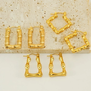 Vintage gold bamboo texture earrings in geometric U-shape and square designs