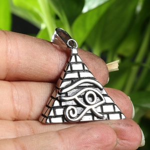 Vintage silver Horus eye pyramid pendant in polished stainless steel for men