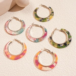 Colorful C-shaped acetate hoop earrings with marble pattern and metallic stud closure