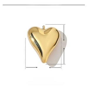 Spécifications détaillées de taille pour un pendentif coeur en acier doré, 27mm x 22mm