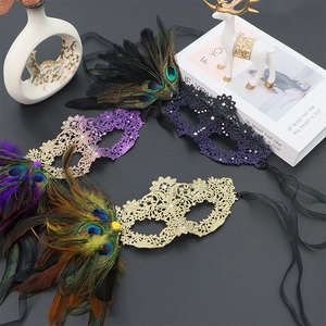 Elegant Halloween lace masks with gradient feathers for masquerade party props