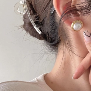 Vintage Quilted Round Stud Earrings With White Faux Artificial Pearl And 925 Sterling Silver Earring Post Elegant Jewelry For Women