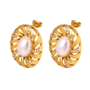 Boucles D'oreilles Clous En Acier Titane Plaqué Or Style Français Vintage Avec Künstliche Perle D'imitation Et Cristal Spirale Creuse