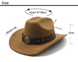 Détail d'un chapeau en daim avec tableau des tailles, bord de 57-58cm et bande cuir
