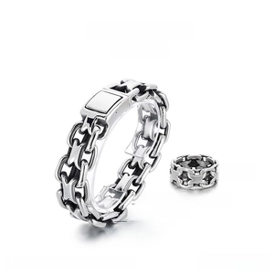Detailed view of heavy stainless steel curb chain bracelet with 11mm width specifications