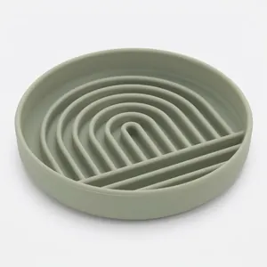 Silicone Pet Slow Feeder Bowl Anti-Choke Lick Mat Non-Slip Suction Cup Rainbow Maze Design For Dogs And Cats
