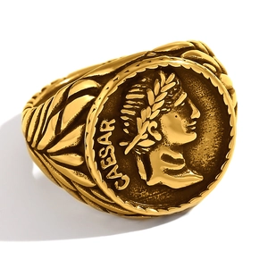 Retro 18K gold plated stainless steel Caesar portrait ring in vintage Roman style