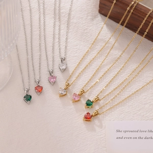 Heart Cubic Zirconia Pendant Necklace Stainless Steel Sweet Minimalist Jewelry Elegant Clavicle Chain Women Gift