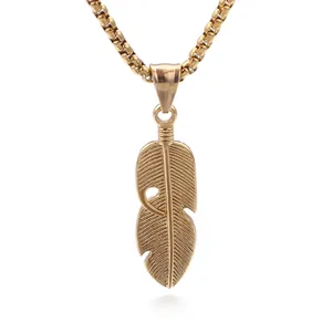 Collier vintage avec pendentif plume dorée en acier inoxydable pour hommes