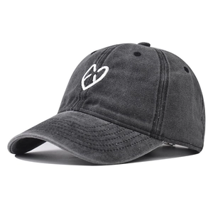 Washed Cotton Baseball Cap Distressed Heart Embroidery Adjustable Retro Dad Hat Streetwear Unisex Casual
