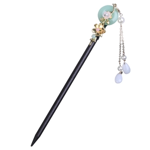 Traditional ebony wood hairpin with gold flowers and pearl tassels for Hanfu accessories