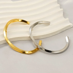 Twisted Mobius Bangle Stainless Steel C-Shaped Open Cuff Adjustable High Polished Minimalist Elegant Jewelry For Women
