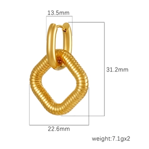 18K gold plated stainless steel U-shaped earrings with textured square pendants