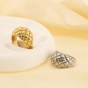 Elegant 18K gold and silver plated matelassé rings with luxury geometric diamond pattern
