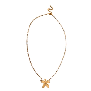 Elegant gold titanium steel necklace with flower pendant and adjustable lobster clasp