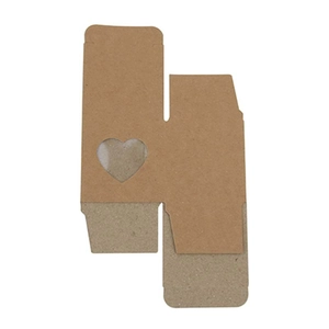 Boîte à bonbons en papier kraft avec fenêtre en PVC en forme de cœur pour mariage