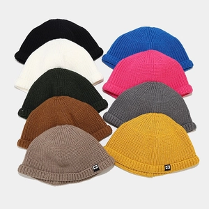 Bonnet docker en maille pour hommes et femmes, couleurs variées avec étiquette carrée