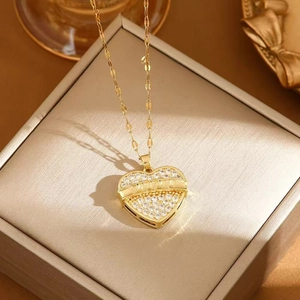 18k gold heart pendant necklace for women with MAMA engraving and zircon stones