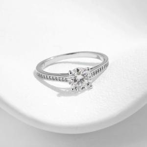 Luxurious S925 sterling silver six-prong moissanite ring with side pave set diamonds