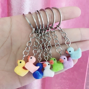 Cute Cartoon Little Duck Keychain Resin Animal Pendant Colorful Mini Bag Charm Backpack Accessory For Kids Women