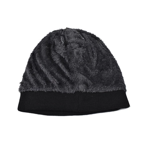 Winter fleece-lined knit hat with star embroidery, warm ear-protecting beanie and scarf set