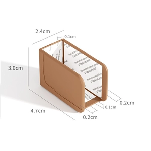 Dettaglio dimensioni paraspigoli in silicone marrone per bambini con biadesivo