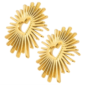 Detailed shot of golden sunburst stud earrings with heart cutouts in 304 stainless steel