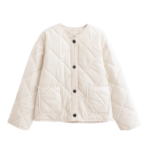 Women Quilted Jacket Lightweight Polyester Diamond Pattern Button Down Round Neck Front Pockets Solid Casual Outerwear