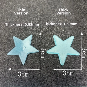 Detailed view of 3cm glow star wall stickers showing 0.83mm and 1.69mm thickness options