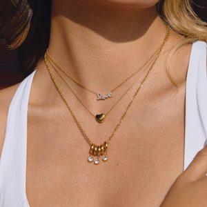 Ensemble de colliers triple rang en acier inoxydable doré 18 carats avec pendentifs