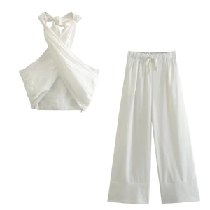 Damen Set weiß mit überkreuztem Halter-Oberteil und weiter Hose mit hoher Taille