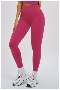 Leggings de yoga taille haute rose foncé en tissu élastique mat et coupe galbante